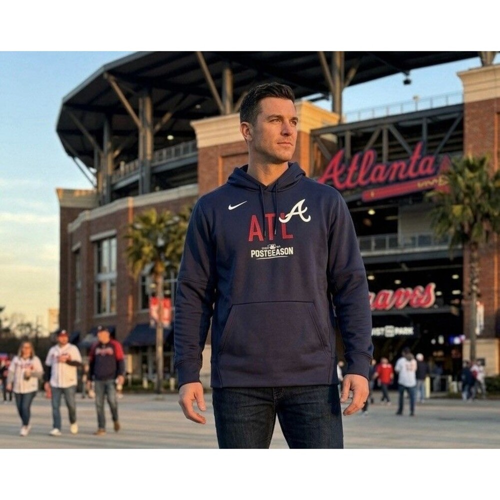 Nike Men XL Atlanta Braves 2021 Postseason Dri-FIT Pullover Hoodie Navy Blue